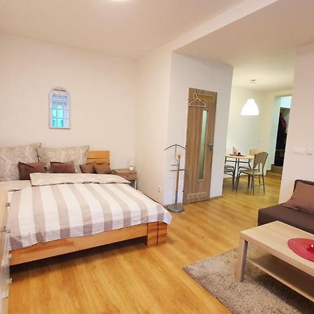 Apartman U Moravy Olomouc Eksteriør billede